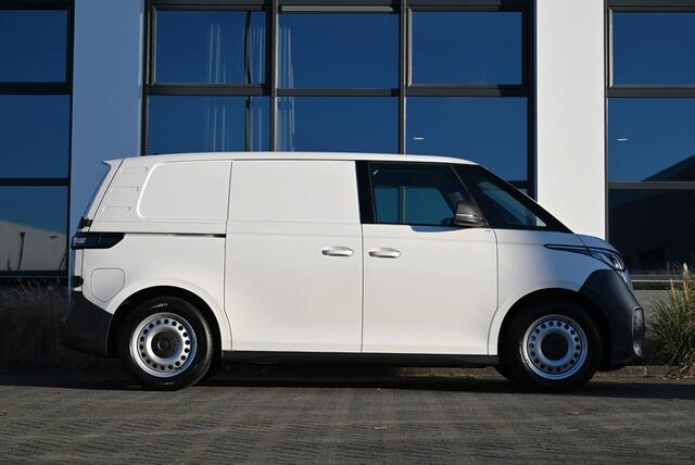 Volkswagen ID. Buzz Cargo 79 kWh 100% nieuw 286pk GROOTSTE ACCUPAKKET 454 km | ¤ 529 p.m.
