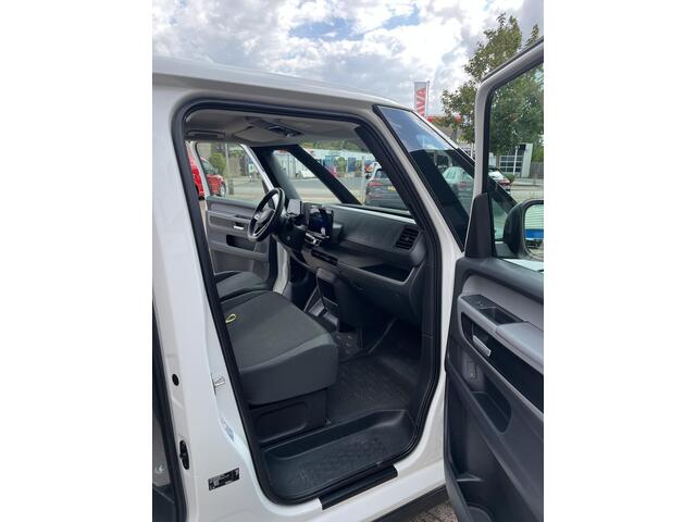 Volkswagen ID. Buzz Cargo 77 kWh achterdeuren, 1 eigenaar, adaptieve cruise controle, CarPlay, betonplex, 3 mits cabine, lm velgen