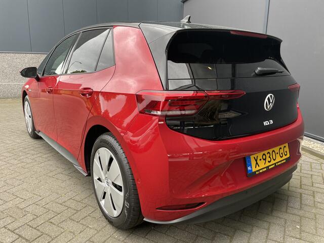 Volkswagen ID.3 Pro Edition Advantage 58 kWh //NIEUW// Clim. control - Cruise control - Parks.v+a - stuur en v.stoelen vw - Park Assist - Tel/Connect/radio - MFL stuurwiel - ramen E-VZ - Spiegels E-V+V