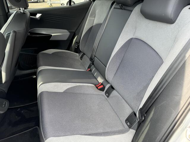 Volkswagen ID.3 First Plus 58 kWh 204pk Adaptieve Cruise | SEPP Subsidie | Stoelverwarming | Navigatie | Apple Carplay | BTW auto