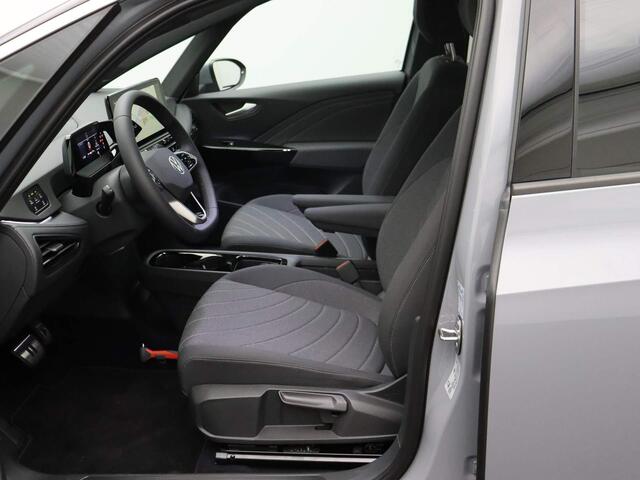 Volkswagen ID.3 Life 58kWh 204pk demonstratie-auto, Achteruitrijcamera, Adaptive cruise control, Matrix LED, 19" LM, Stoelverwarming, Parkeersensoren, Navigatie, App connect, Keyless entry/start