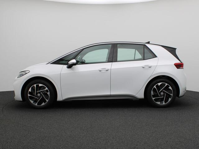 Volkswagen ID.3 Pro 58 kWh 204PK Facelift, achteruitrijcamera, keyless, stuur/stoelverwarming, alarm, 18'' lichtmetaal
