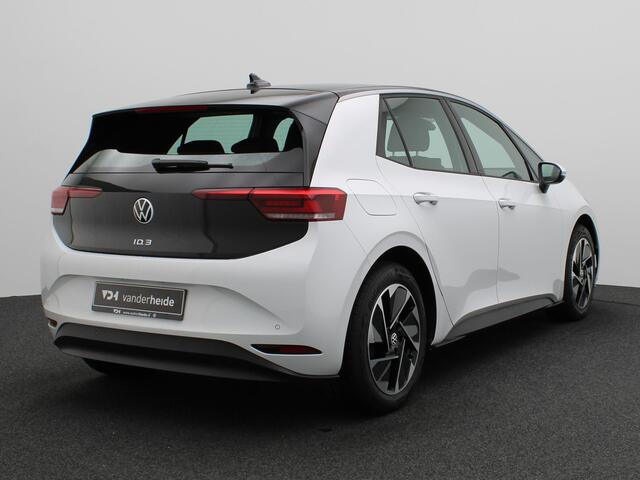 Volkswagen ID.3 Pro 58 kWh 204PK Facelift, achteruitrijcamera, keyless, stuur/stoelverwarming, alarm, 18'' lichtmetaal