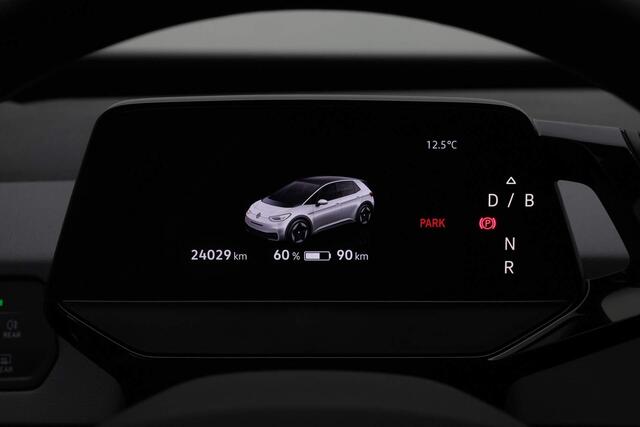 Volkswagen ID.3 Pure 45 kWh 150PK | Navi | Keyless | ACC | Parkeersensoren voor/achter | Stoelverwarming