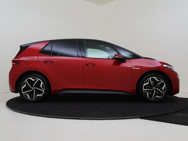 Volkswagen ID.3 Pro Edition Advantage 58 kWh | Stoelverwarming | Achteruitrijcamera | Parkeerassistent | Voorklimatisering | Navigatie | Keyless | Adaptieve Cruise control |
