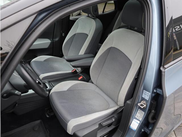 Volkswagen ID.3 Pro 58 kWh 150KW | Panodak | Head-up | Keyless | Camera | IQ Light | Dodehoek | 18"Inch |