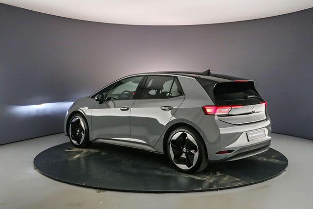 Volkswagen ID.3 Pro S Business 204pk Automaat Warmtepomp, Adaptive cruise control, Achteruitrijcamera, LED matrix koplampen, Navigatie, Stuurwiel verwarmd, Elektrisch verstelbare voorstoelen