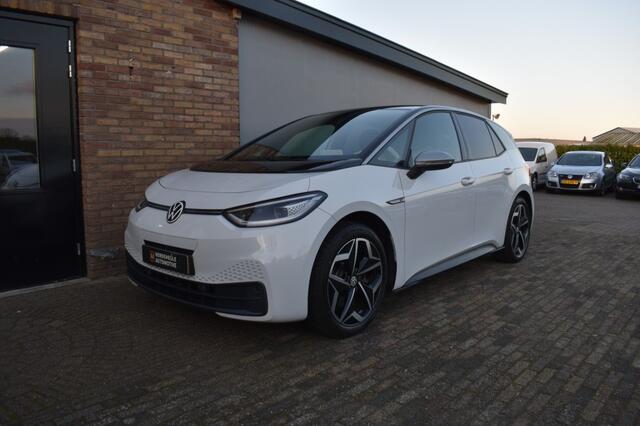 Volkswagen ID.3 FIRST PLUS 58 KWH LED, Navi, ACC, Camera