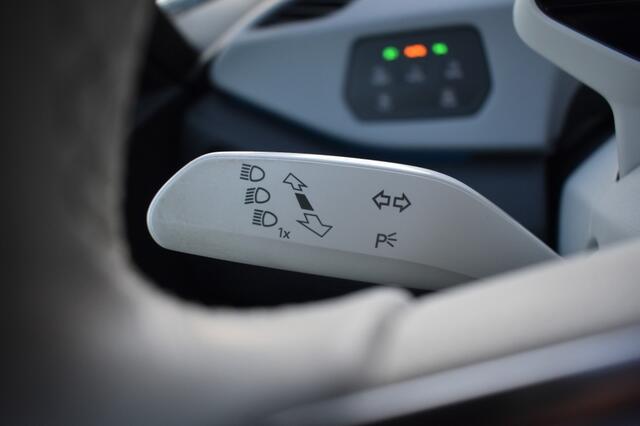 Volkswagen ID.3 FIRST PLUS 58 KWH LED, Navi, ACC, Camera