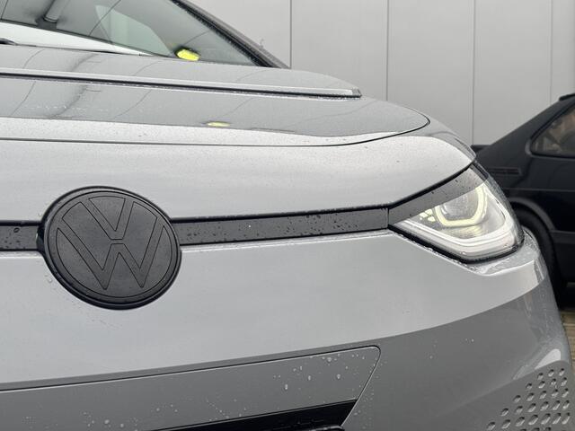 Volkswagen ID.3 First Max 58 kWh | Incl. Laadpaal | IQ. Light | Leder | Pano | Head-Up |