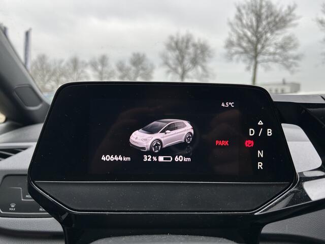 Volkswagen ID.3 Pure 45 kWh 50% deal 9.725,- ACTIE LMV / PDC achter / ACC / Clima