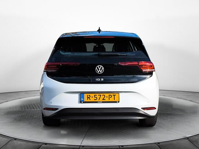 Volkswagen ID.3 Pro 58 kWh (146 PK) 1e-Eig. Keurig-Onderh. BOVAG-Garantie. NL-Auto. Navigatie/Apple-Carplay/Android-Auto, Adaptive-Cruisecontrol, Keyless-Start, Parkeersensoren-V+A, Stoelverwarming, Stuurverwarming, Licht-Zicht Privacy-Glas