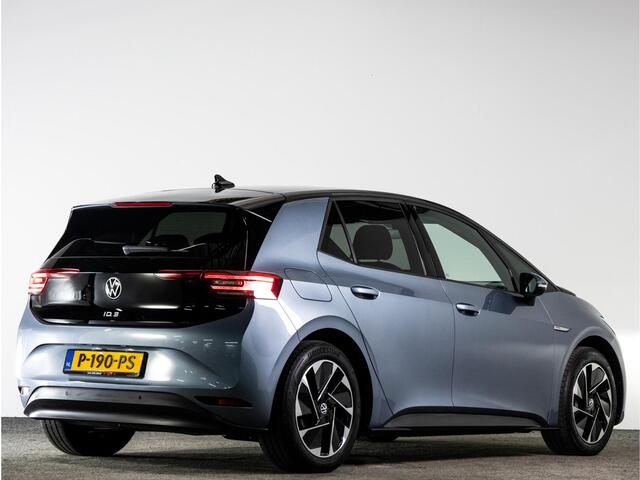 Volkswagen ID.3 First Plus 58 kWh 204 PK | LED Matrix IQ | Keyless | Navigatie | Achteruitrijcamera | Warmtepomp |