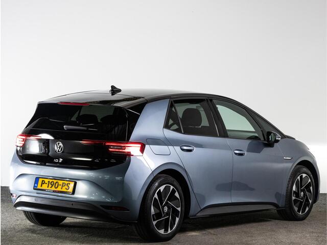 Volkswagen ID.3 First Plus 58 kWh 204 PK | LED Matrix IQ | Keyless | Navigatie | Achteruitrijcamera | Warmtepomp |