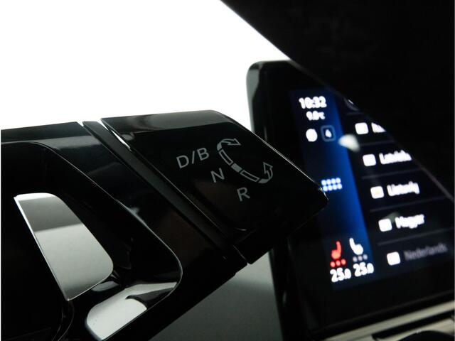 Volkswagen ID.3 First Plus 58 kWh 204 PK | LED Matrix IQ | Keyless | Navigatie | Achteruitrijcamera | Warmtepomp |