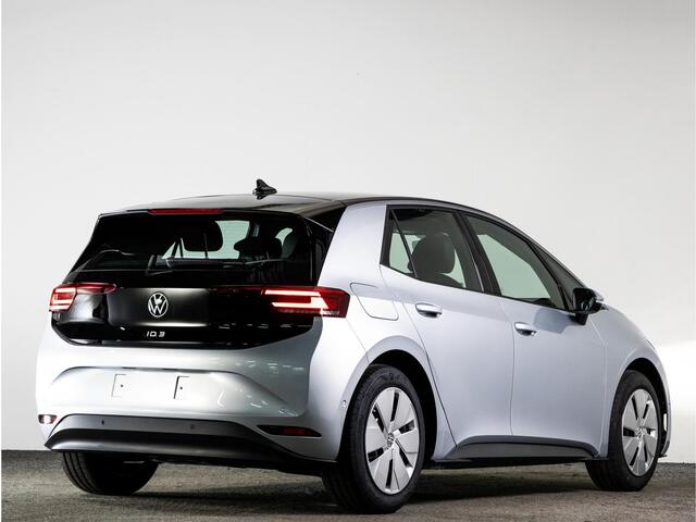 Volkswagen ID.3 Pure 52 kWh 170 PK | Achteruitrijcamera | Stuur & Stoelverwarming | Keyless |
