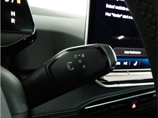 Volkswagen ID.3 Pure 52 kWh 170 PK | Achteruitrijcamera | Stuur & Stoelverwarming | Keyless |