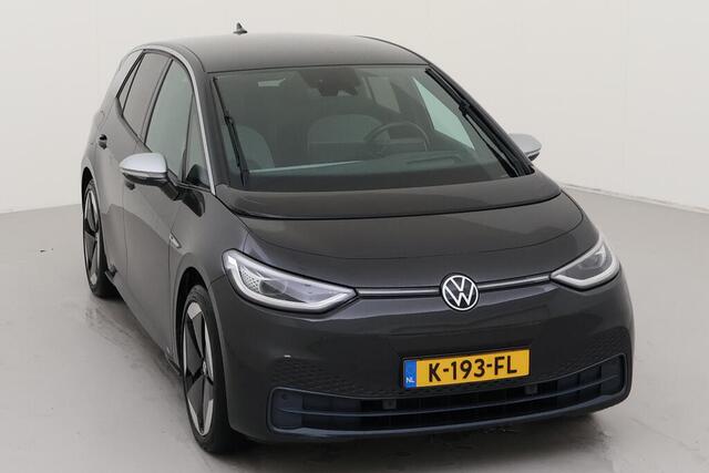 Volkswagen ID.3 First Max 58 kWh Metallic/ Digitale Cockpit/ Matrix Led/ Panoramadak/ Camera/ Clima/ Navi/ Parkeersensoren/ 20 lmv