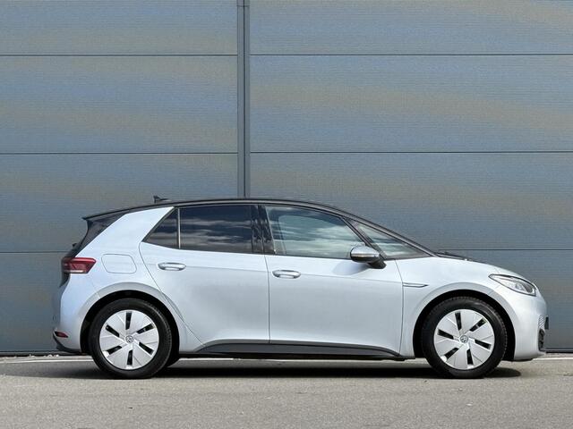 Volkswagen ID.3 Business 58 kWh | Carplay | Stoelverwarming | Navigatie | Achteruitrijcamera |