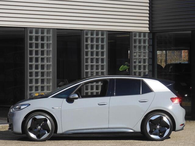 Volkswagen ID.3 FIRST MAX 58 kWh/ PANORAMADAK/ HEAD-UP/ ELEKT. STOELEN/ SIDE ASSIST/ 20INCH VELGEN