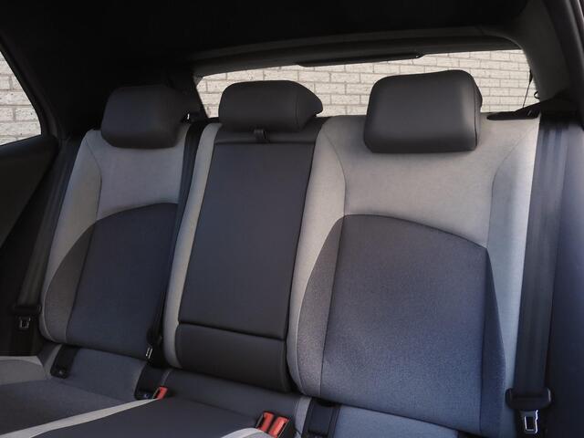 Volkswagen ID.3 FIRST MAX 58 kWh/ PANORAMADAK/ HEAD-UP/ ELEKT. STOELEN/ SIDE ASSIST/ 20INCH VELGEN