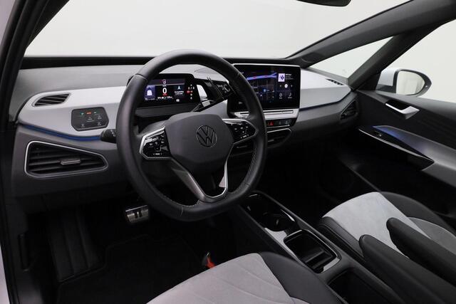 Volkswagen ID.3 Pro 58 kWh 145 pk | Leder/alcantara | Achteruitrijcamera | Navigatie | Keyless Entry | Stuurwiel verwarmd