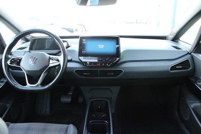 Volkswagen ID.3 PRO 58 kWh | Snel Laden | Lichtmetaal 20'' | Parkeersensoren | Stoelverwarming |