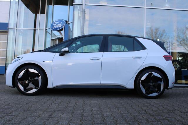 Volkswagen ID.3 PRO 58 kWh | Snel Laden | Lichtmetaal 20'' | Parkeersensoren | Stoelverwarming |