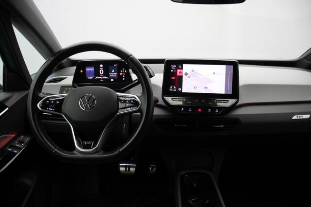 Volkswagen ID.3 First Plus 58 kWh - Carplay, Camera, Stoelverw.