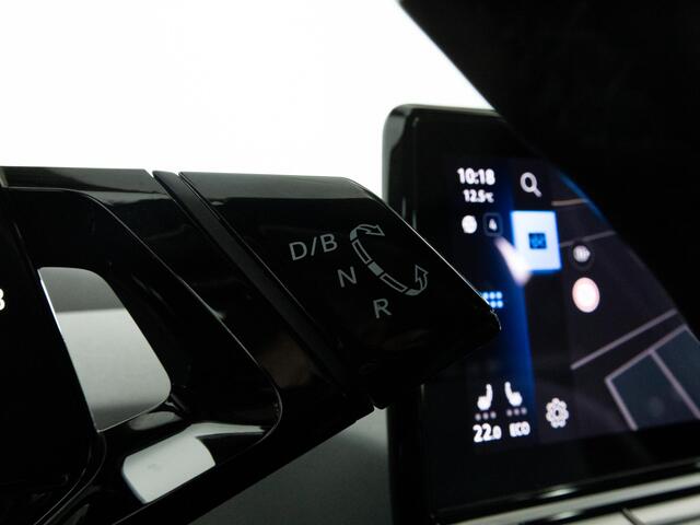 Volkswagen ID.3 First Max 204 PK 58 kWh | LED Matrix IQ | Panoramadak | Head-Up | Achteruitrijcamera | Side Assist |