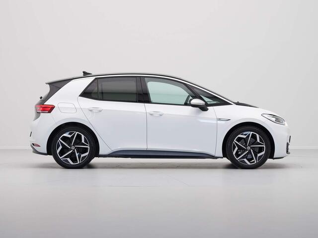 Volkswagen ID.3 First Plus 58 kWh 204pk Navigatie Camera Acc Lm Velgen Demo JP