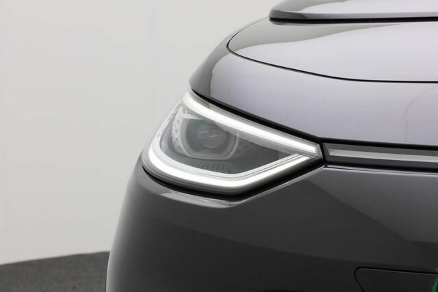 Volkswagen ID.3 Pro 58 kWh 204pk | Panoramadak | Snelladen 135 kW | Adaptieve Cruise Control | Navigatie | IQ Light | 20" inch |
