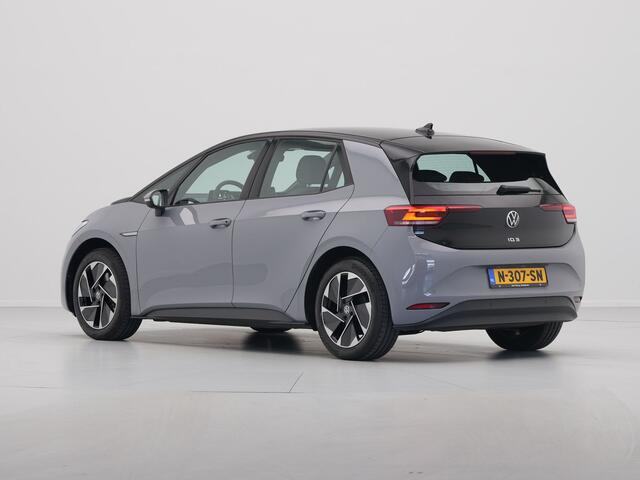 Volkswagen ID.3 Pure 45 kWh 150pk Navigatie Stuurverwarming Pdc Acc 138