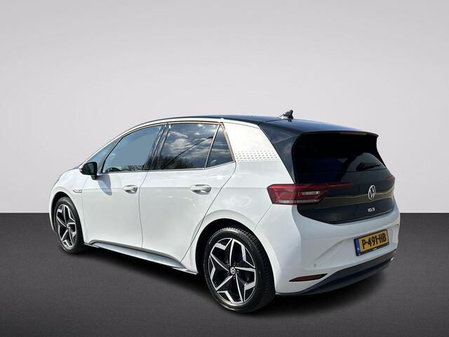 Volkswagen ID.3 First Plus 58 kWh | Achteruitrijcamera | Carplay | Stoelverwarming |