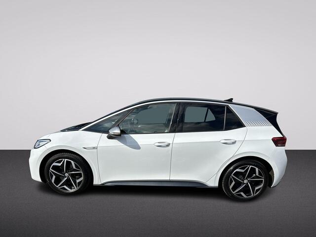 Volkswagen ID.3 First Plus 58 kWh | Achteruitrijcamera | Carplay | Stoelverwarming |