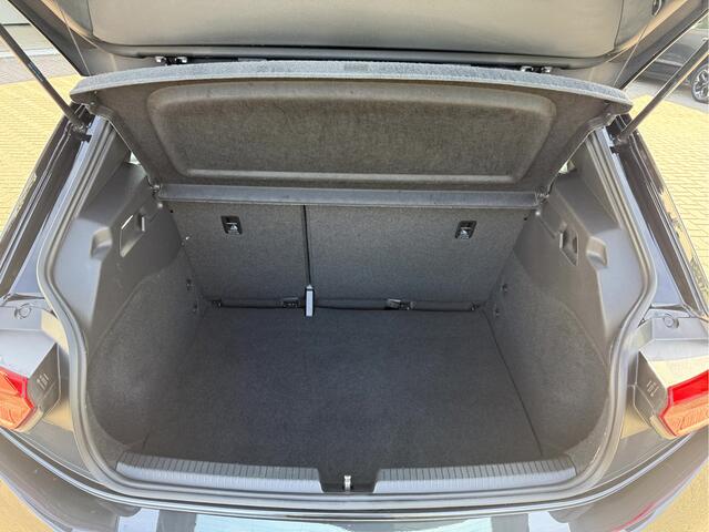 Volkswagen ID.3 First 58 kWh App Connect, DAB