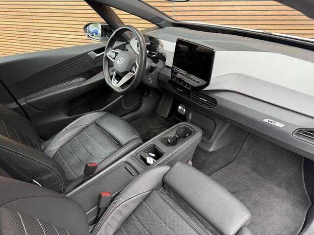Volkswagen ID.3 First Max 58 kWh R-Line Panodak / Leer / 21Inch / Head-Up / Adapt. Cruise / Massagestoelen