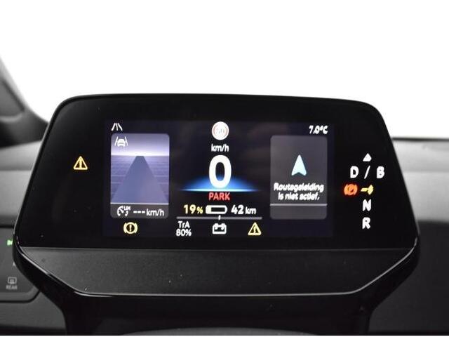 Volkswagen ID.3 Pro Business 59 kWh 204 pk Electr. aandrijving · Achteruitrijcamera · Draadloze telefoonlader ·
