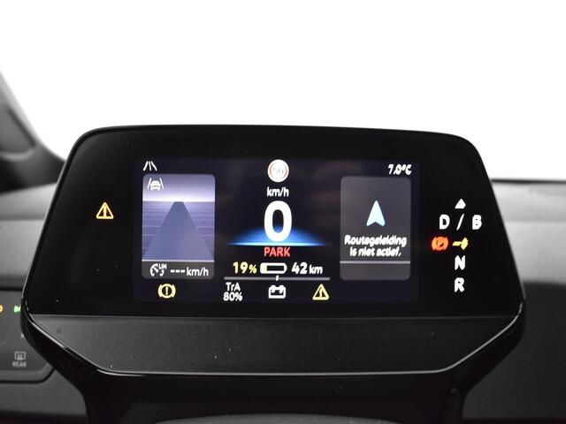 Volkswagen ID.3 Pro Business 59 kWh accu, 204 pk · Achteruitrijcamera · Draadloze telefoonlader · Private lease vanaf 398,- per maand ·