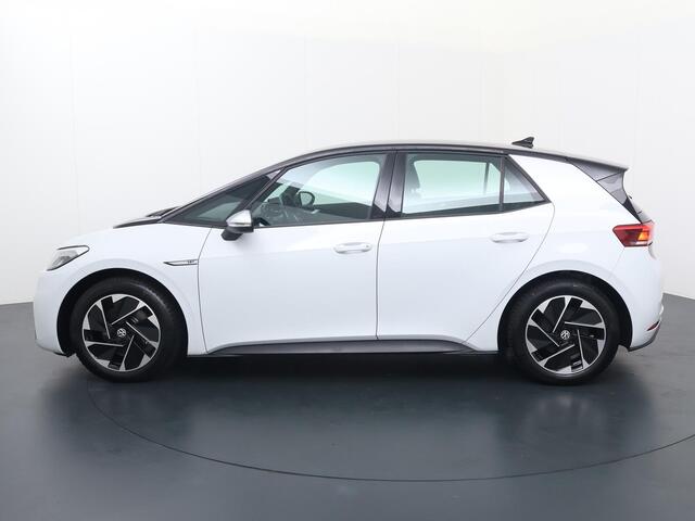Volkswagen ID.3 First 58 kWh | 204 PK | Voorstoelen verwarmd | Led verlichting | Navigatiesysteem |