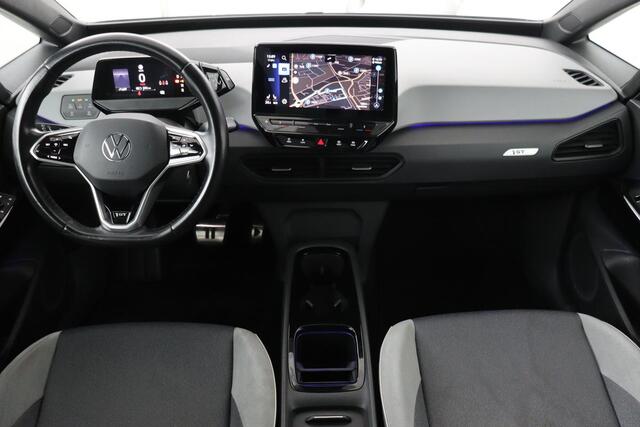 Volkswagen ID.3 First Plus 58 kWh | Stoel & stuurverwarming | Adaptive cruise | Matrix LED | Carplay | Keyless | Navigatie | Camera | Navigatie