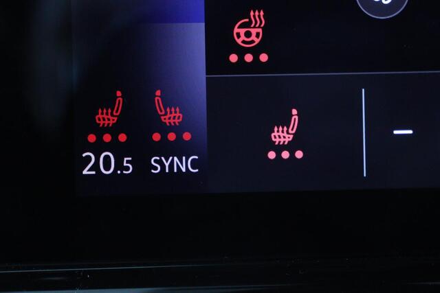 Volkswagen ID.3 First Plus 58 kWh | Stoel & stuurverwarming | Adaptive cruise | Matrix LED | Carplay | Keyless | Navigatie | Camera | Navigatie