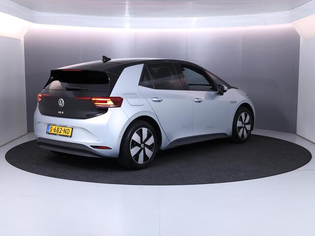 Volkswagen ID.3 Pro Edition 58 kWh 204 pk | Navigatie | Parkeersensoren (Park assist) | Achteruitrijcamera | Adaptieve cruise control | Stoelverwarming |