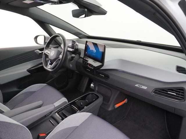 Volkswagen ID.3 58kWh 204PK First Plus Navi-Pro 19" Camera Apple Carplay Android Auto Matrix-LED Stoel-Stuurverwarming Adapt.Cruise Control Pdc Dab Keyless Lmv Bluetooth Draadloze telefoonlader Regensensor Rijstrooksensor Verkeersbord detectie ¤44.000,- Nieuw! Grootste a