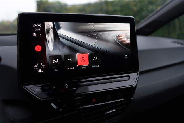 Volkswagen ID.3 Pro / Adaptive Cruise Control/ Virtual Cockpit/ 150kW (204PK)