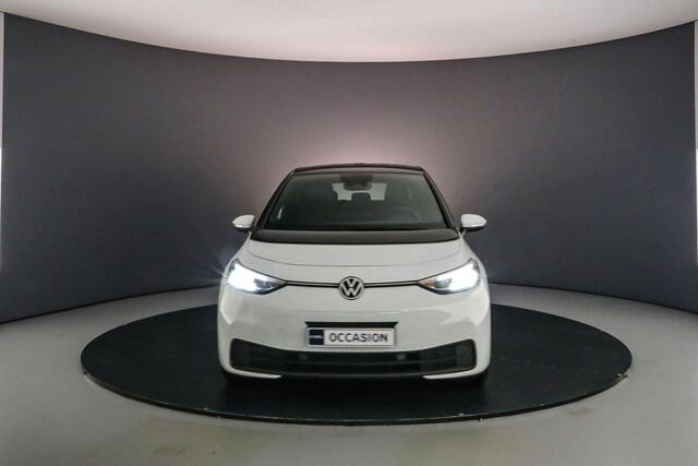 Volkswagen ID.3 Pro Edition 204pk Automaat Achteruitrijcamera, Navigatie, Adaptive cruise control, Stuurwiel verwarmd, Parkeersensoren, LED verlichting, Stoelverwarming