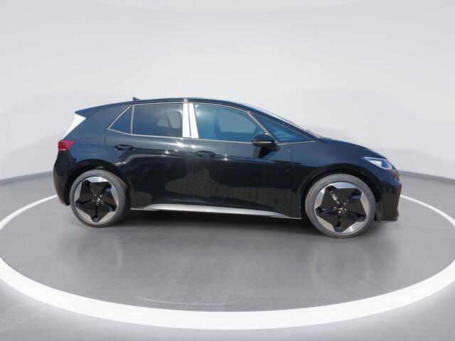 Volkswagen ID.3 Pro S Business 77 kWh accu, 204 pk · Achteruitrijcamera · Draadloze telefoonlader · Private lease vanaf 398,- per maand ·
