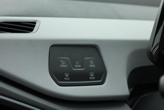 Volkswagen ID.3 Pro 58 kWh | Pano | AR HUD | Camera | Stoel- Stuurverw. | IQ. Light | Navi | Travel Assist
