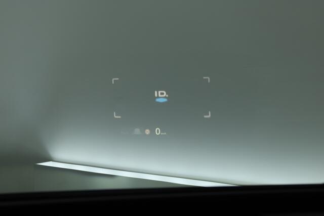 Volkswagen ID.3 Pro 58 kWh | Pano | AR HUD | Camera | Stoel- Stuurverw. | IQ. Light | Navi | Travel Assist