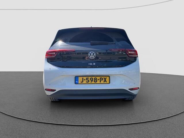 Volkswagen ID.3 First Plus 58 kWh | 1e eigenaar |